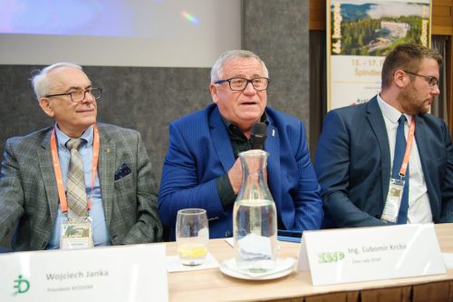 1018-66-SpindleruvMlyn