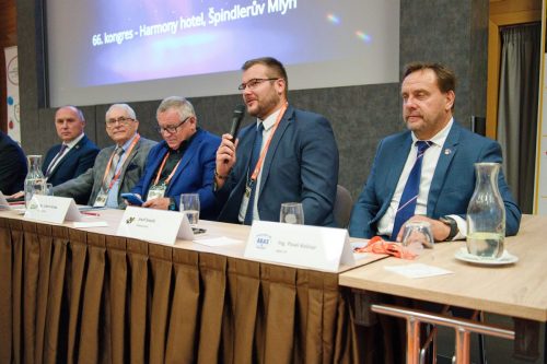 1019-66-SpindleruvMlyn