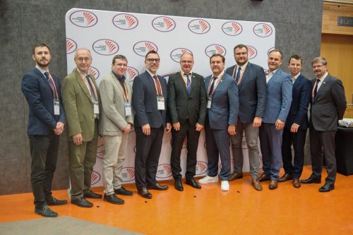 1021-66-SpindleruvMlyn