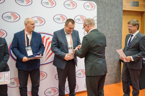 1056-66-SpindleruvMlyn