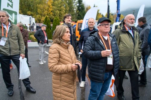 1125-66-SpindleruvMlyn